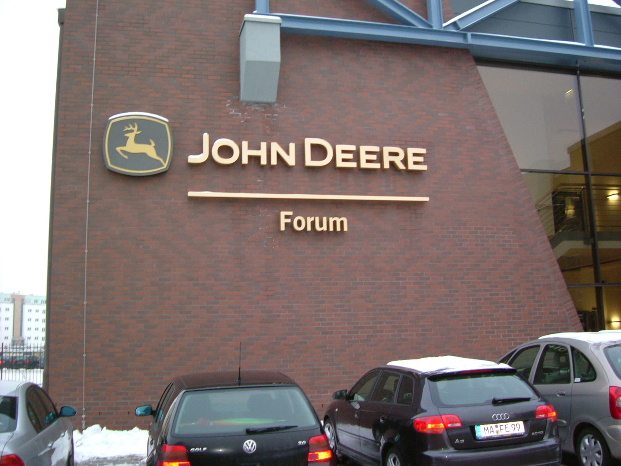 <br />
<b>Notice</b>: Undefined variable: row_projecten in <b>/var/www/vhosts/huibertsbv.nl/httpdocs/fotos.php</b> on line <b>444</b><br />