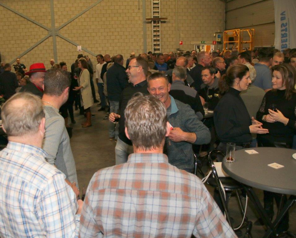 <br />
<b>Notice</b>: Undefined variable: row_projecten in <b>/var/www/vhosts/huibertsbv.nl/httpdocs/fotos.php</b> on line <b>444</b><br />