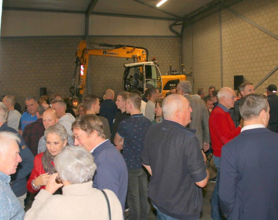 <br />
<b>Notice</b>: Undefined variable: row_projecten in <b>/var/www/vhosts/huibertsbv.nl/httpdocs/fotos.php</b> on line <b>444</b><br />