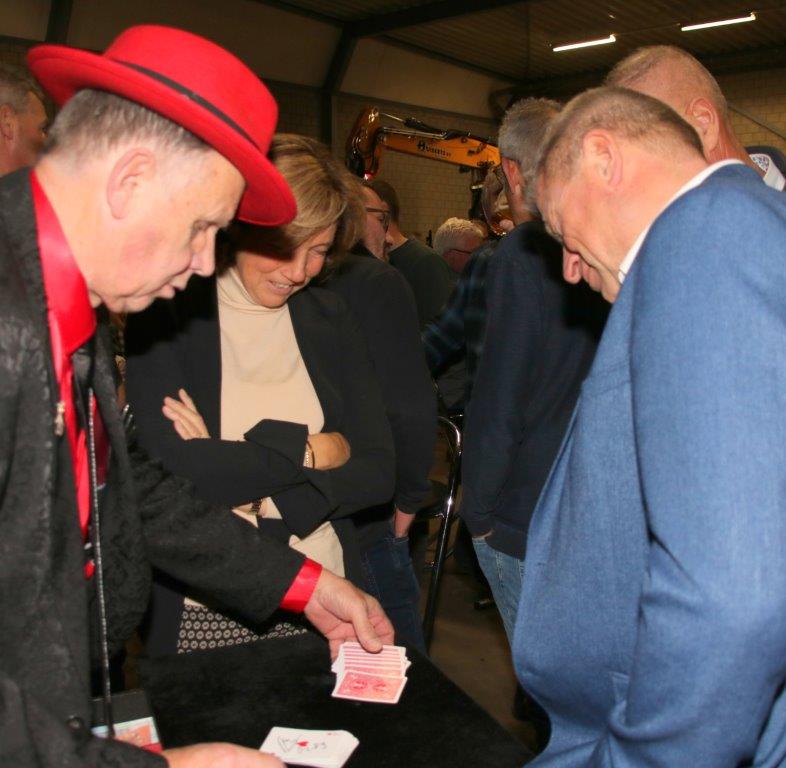 <br />
<b>Notice</b>: Undefined variable: row_projecten in <b>/var/www/vhosts/huibertsbv.nl/httpdocs/fotos.php</b> on line <b>444</b><br />