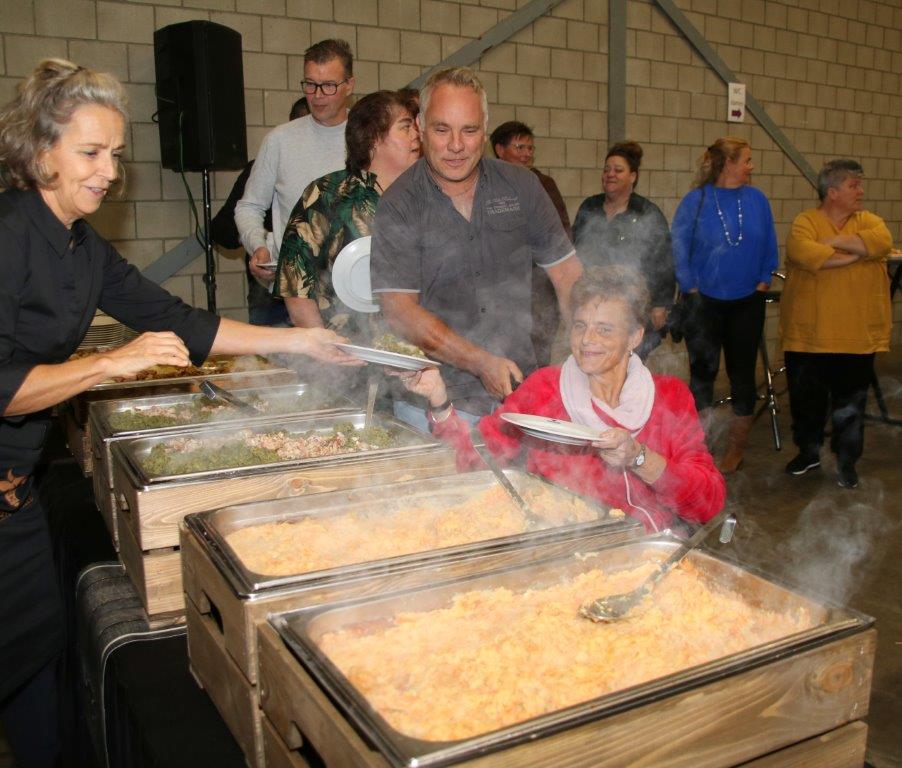 <br />
<b>Notice</b>: Undefined variable: row_projecten in <b>/var/www/vhosts/huibertsbv.nl/httpdocs/fotos.php</b> on line <b>444</b><br />