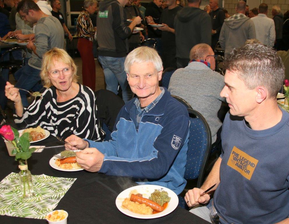 <br />
<b>Notice</b>: Undefined variable: row_projecten in <b>/var/www/vhosts/huibertsbv.nl/httpdocs/fotos.php</b> on line <b>444</b><br />