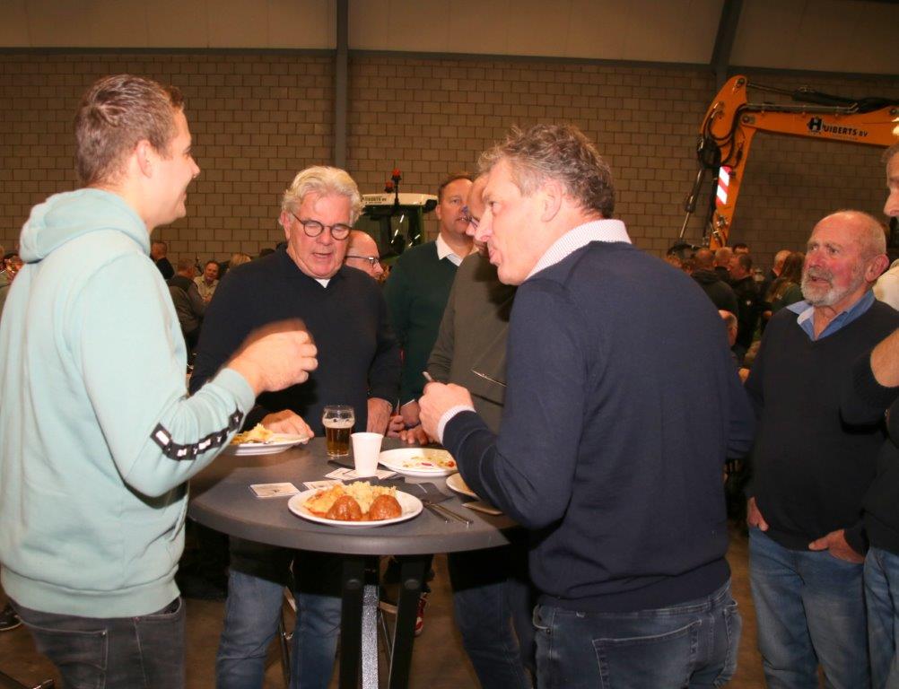 <br />
<b>Notice</b>: Undefined variable: row_projecten in <b>/var/www/vhosts/huibertsbv.nl/httpdocs/fotos.php</b> on line <b>444</b><br />