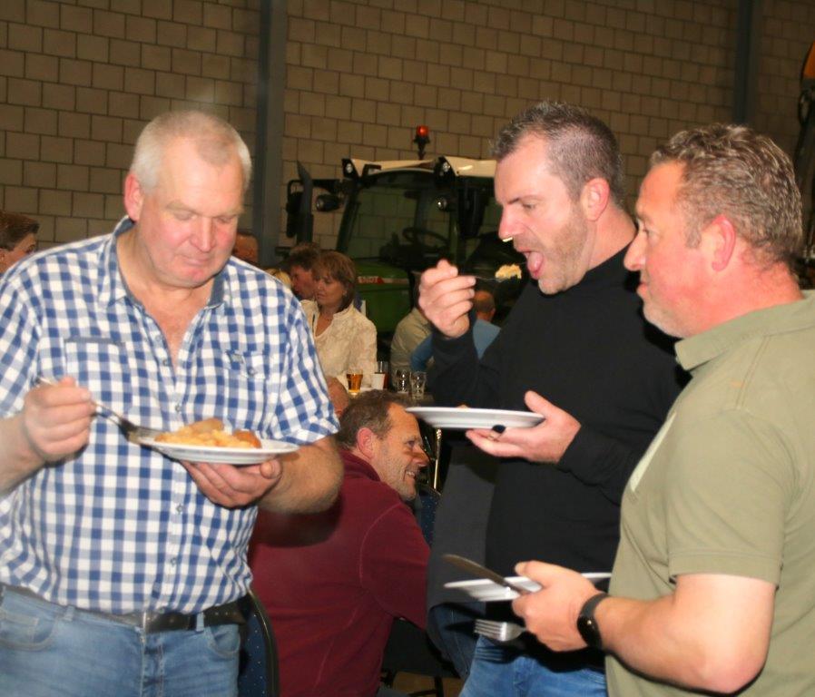 <br />
<b>Notice</b>: Undefined variable: row_projecten in <b>/var/www/vhosts/huibertsbv.nl/httpdocs/fotos.php</b> on line <b>444</b><br />