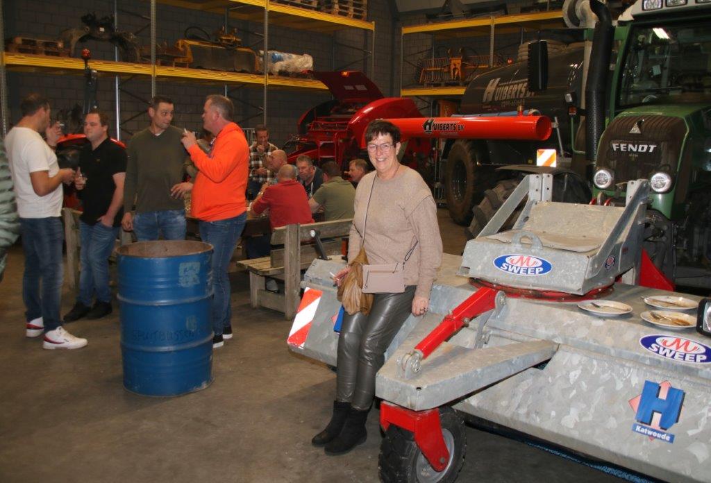 <br />
<b>Notice</b>: Undefined variable: row_projecten in <b>/var/www/vhosts/huibertsbv.nl/httpdocs/fotos.php</b> on line <b>444</b><br />