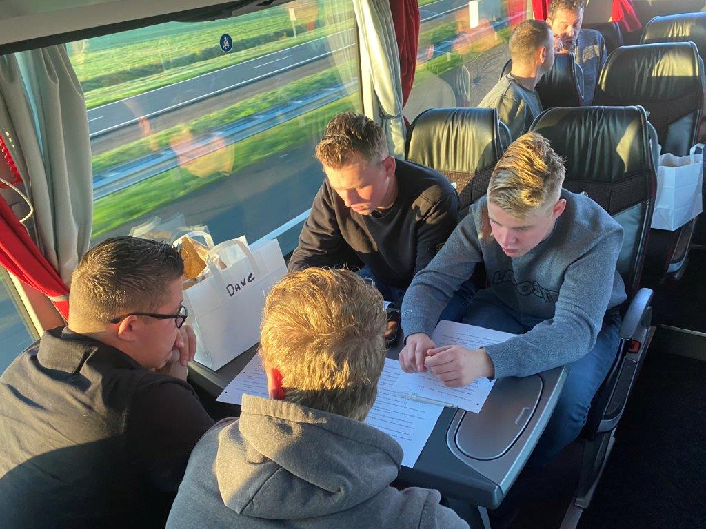 <br />
<b>Notice</b>: Undefined variable: row_projecten in <b>/var/www/vhosts/huibertsbv.nl/httpdocs/fotos.php</b> on line <b>444</b><br />