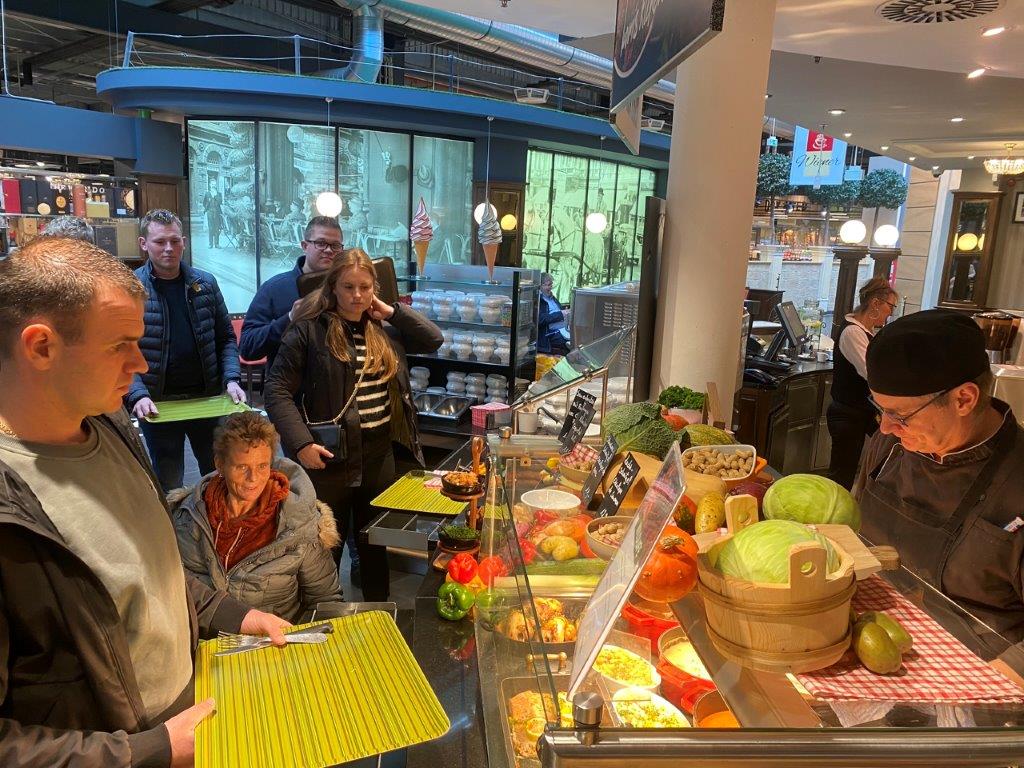 <br />
<b>Notice</b>: Undefined variable: row_projecten in <b>/var/www/vhosts/huibertsbv.nl/httpdocs/fotos.php</b> on line <b>444</b><br />