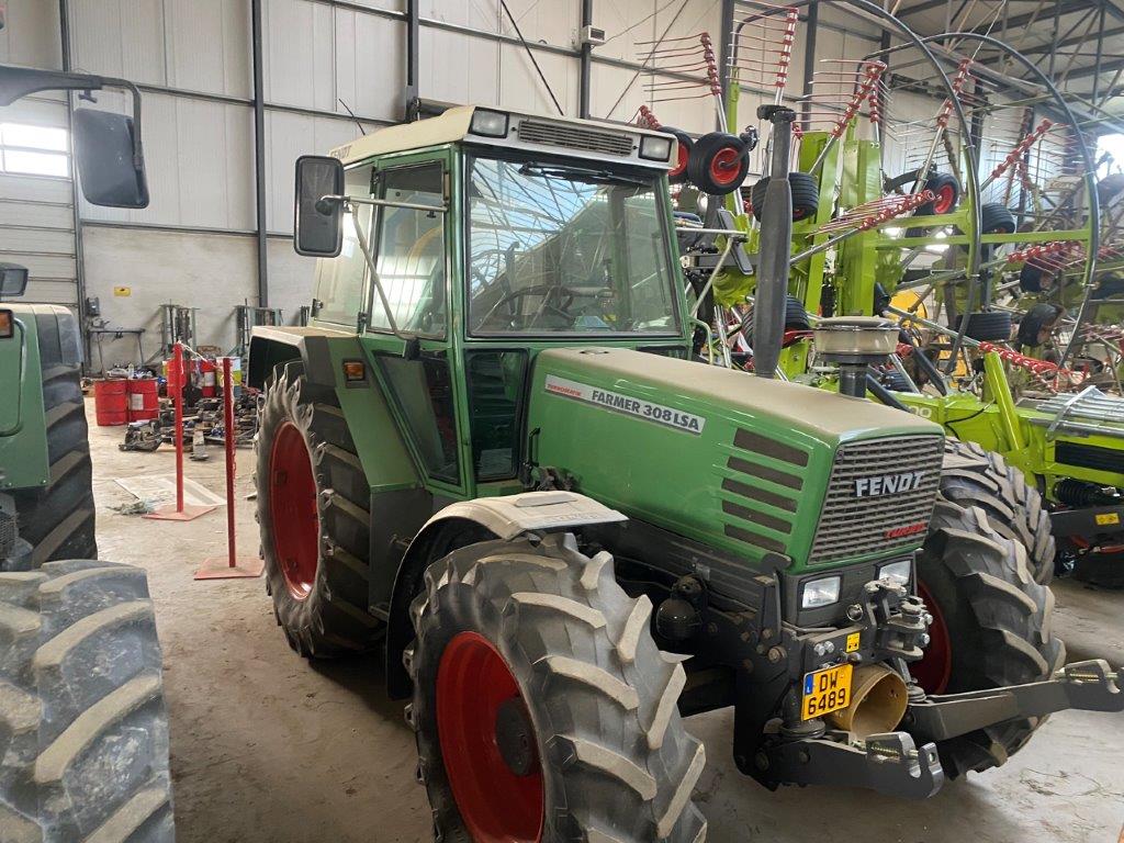 <br />
<b>Notice</b>: Undefined variable: row_projecten in <b>/var/www/vhosts/huibertsbv.nl/httpdocs/fotos.php</b> on line <b>444</b><br />