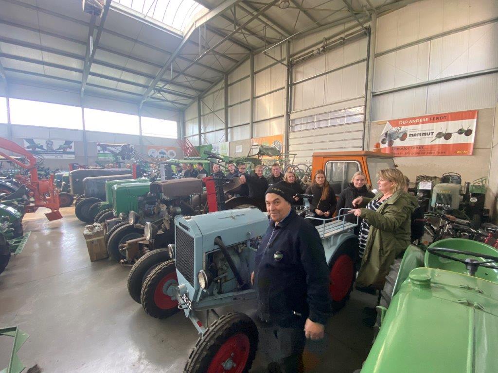 <br />
<b>Notice</b>: Undefined variable: row_projecten in <b>/var/www/vhosts/huibertsbv.nl/httpdocs/fotos.php</b> on line <b>444</b><br />