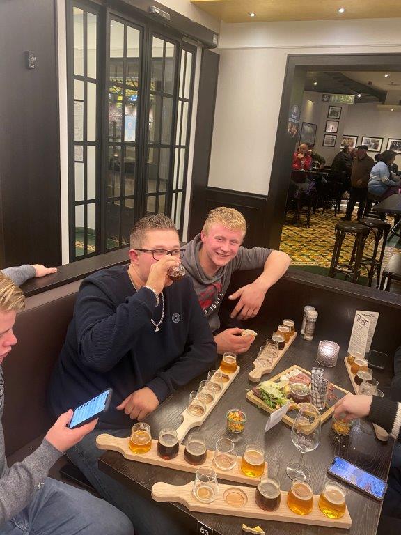 <br />
<b>Notice</b>: Undefined variable: row_projecten in <b>/var/www/vhosts/huibertsbv.nl/httpdocs/fotos.php</b> on line <b>444</b><br />