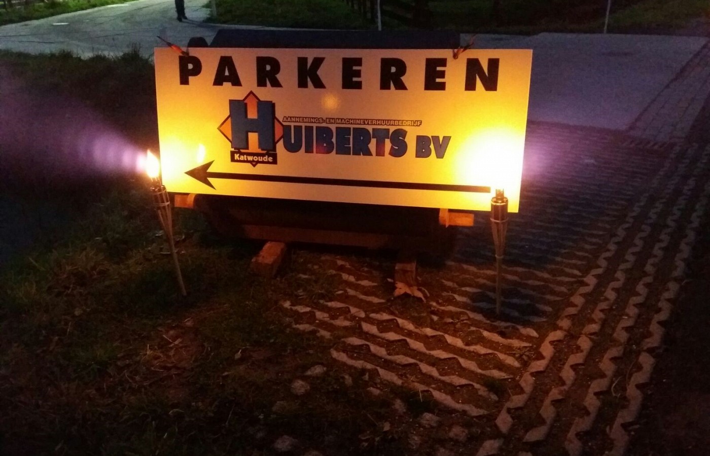 <br />
<b>Notice</b>:  Undefined variable: row_projecten in <b>/var/www/vhosts/huibertsbv.nl/httpdocs/fotos.php</b> on line <b>444</b><br />