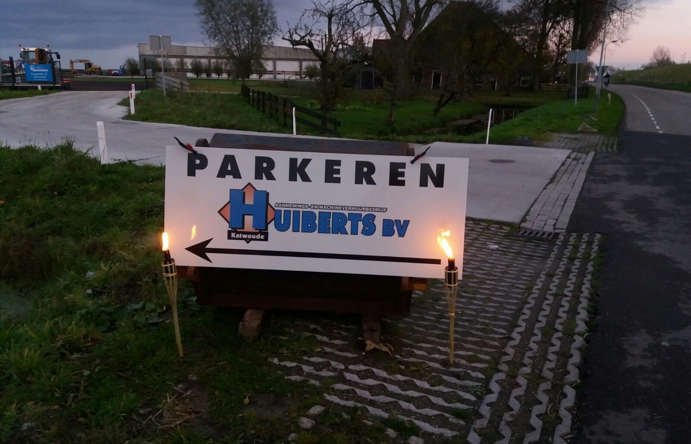 <br />
<b>Notice</b>:  Undefined variable: row_projecten in <b>/var/www/vhosts/huibertsbv.nl/httpdocs/fotos.php</b> on line <b>444</b><br />